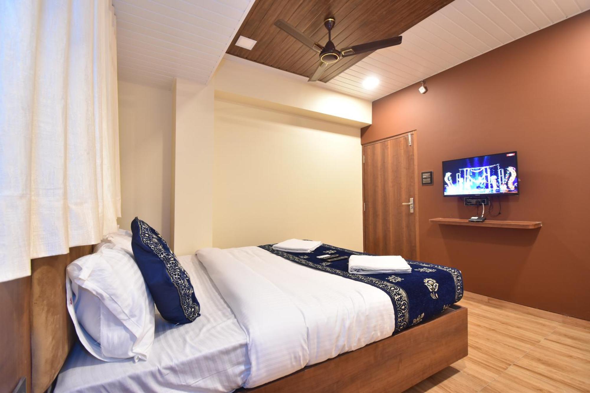 Hotel Starlit Nová Bombaj Pokoj fotografie